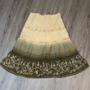 Apt. 9 Cream and Green Embroidered Midi Skirt